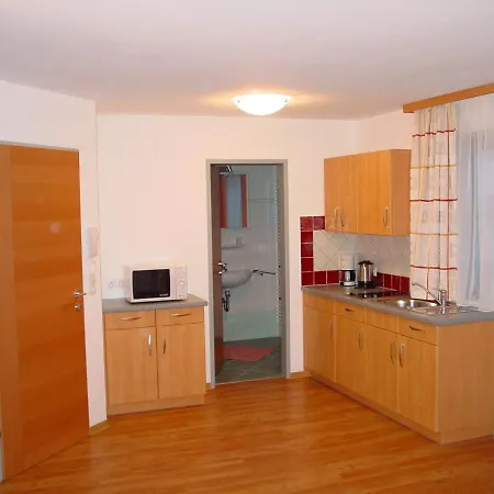 Kaml Franz Appartement *