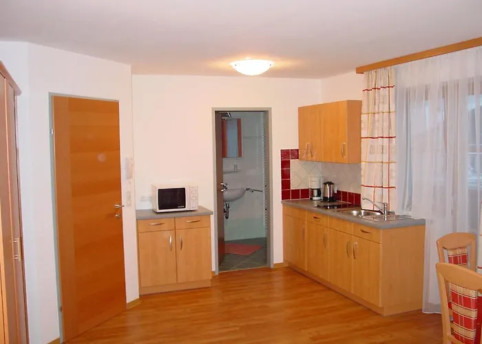 Kaml Franz Apartment *